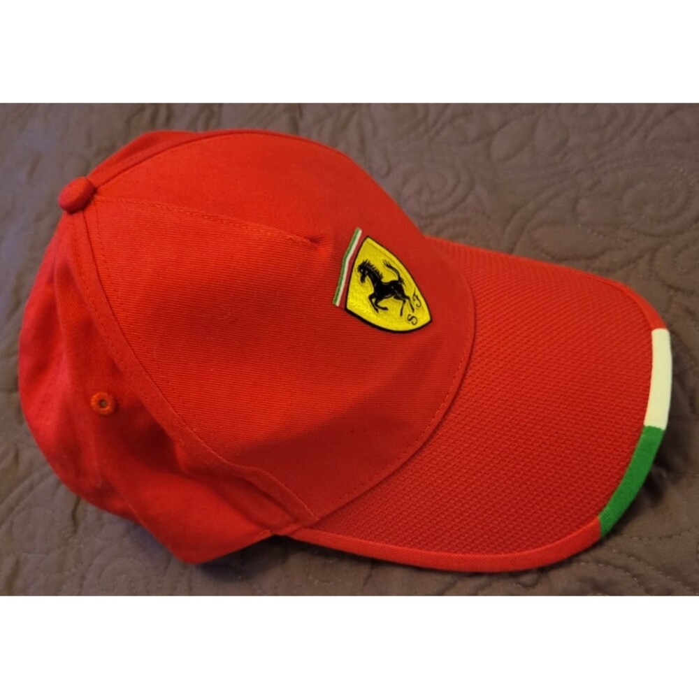 Scuderia Ferrari Official Cap F1 Racing Baseball Hat NWD OS Red